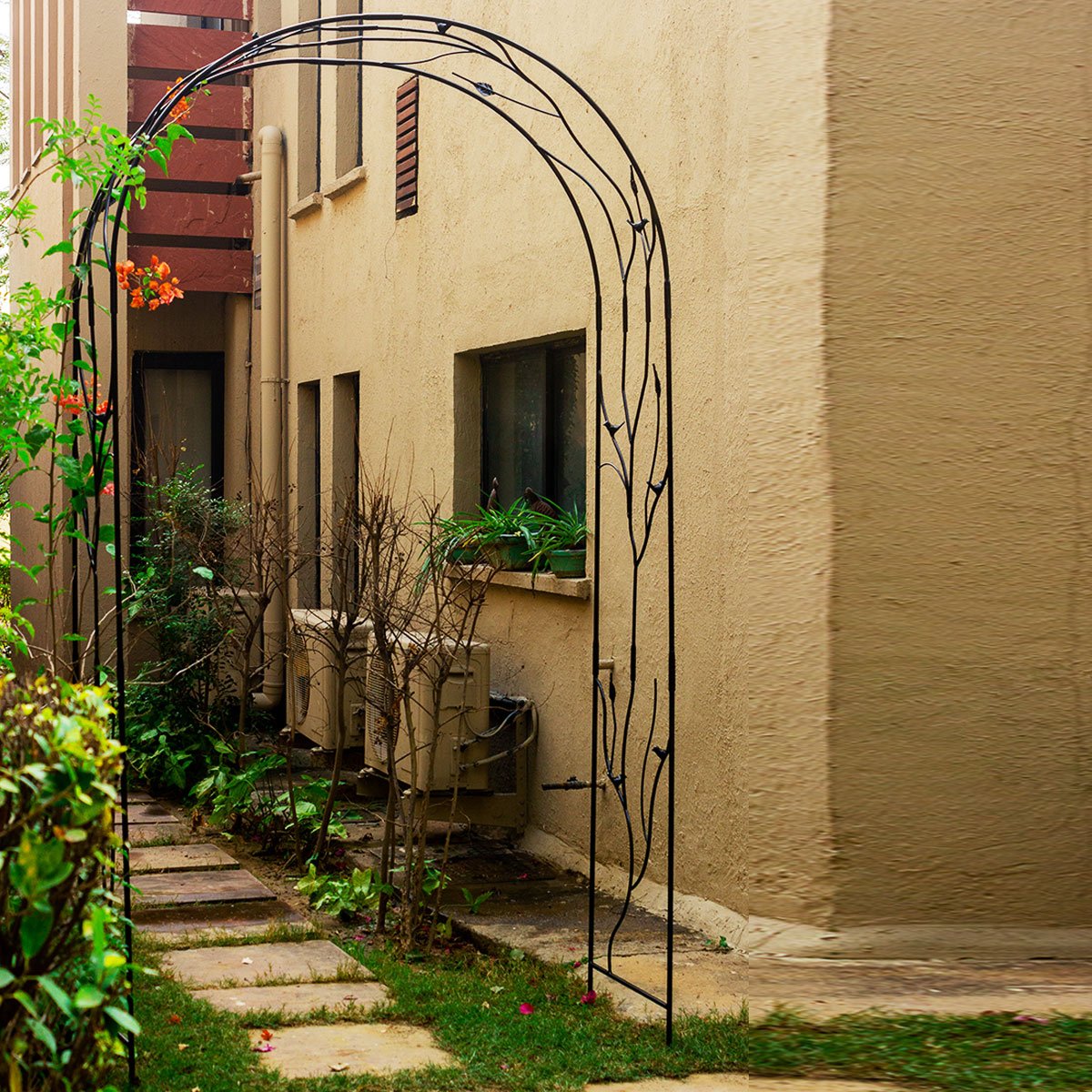 Buy Twining Leaf & Bird Arch for Garden Online | EarthGarden – Earth Garden